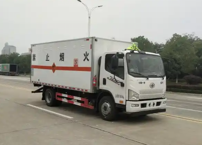 索县爆破器材运输车可以上高速吗？